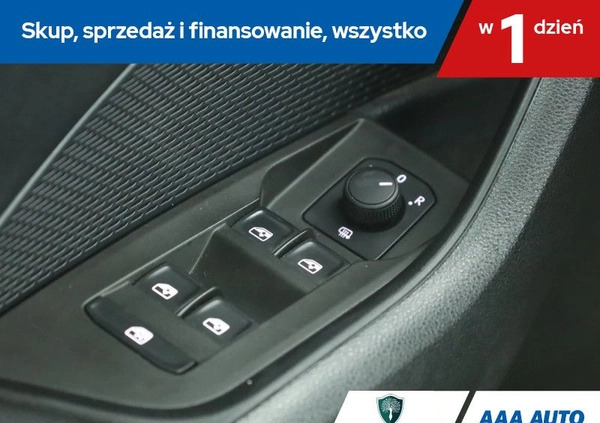 Skoda Octavia cena 86000 przebieg: 136392, rok produkcji 2020 z Oborniki małe 232